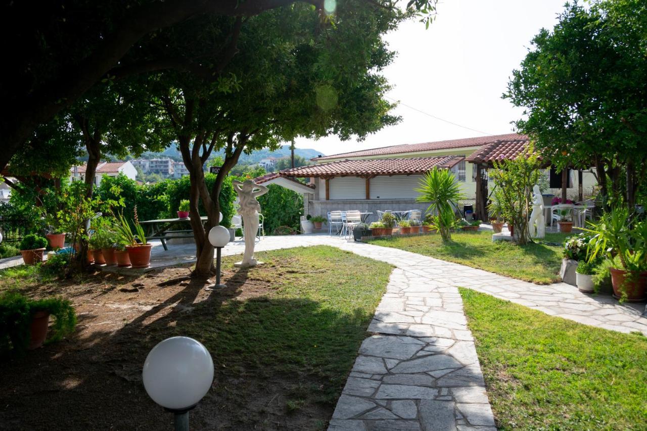 Hotel Sarikas โปไลโครโน ภายนอก รูปภาพ