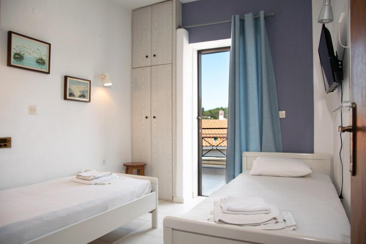 Hotel Sarikas โปไลโครโน ภายนอก รูปภาพ